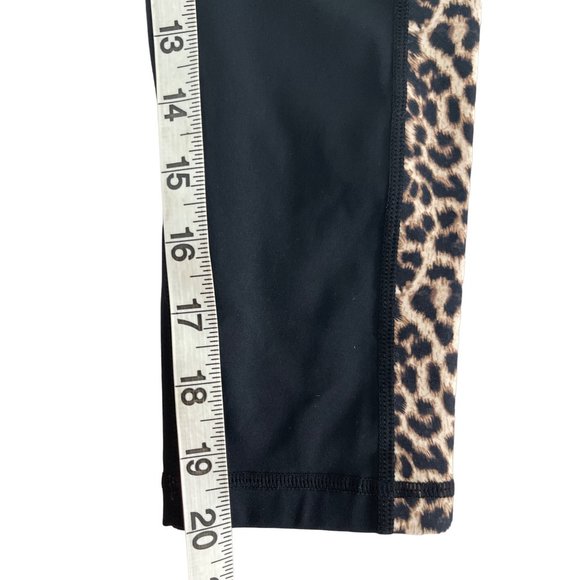 Zyia Active Leopard Print Brilliant High Rise Cropped Capri Leggings Size 4 - Picture 6 of 12